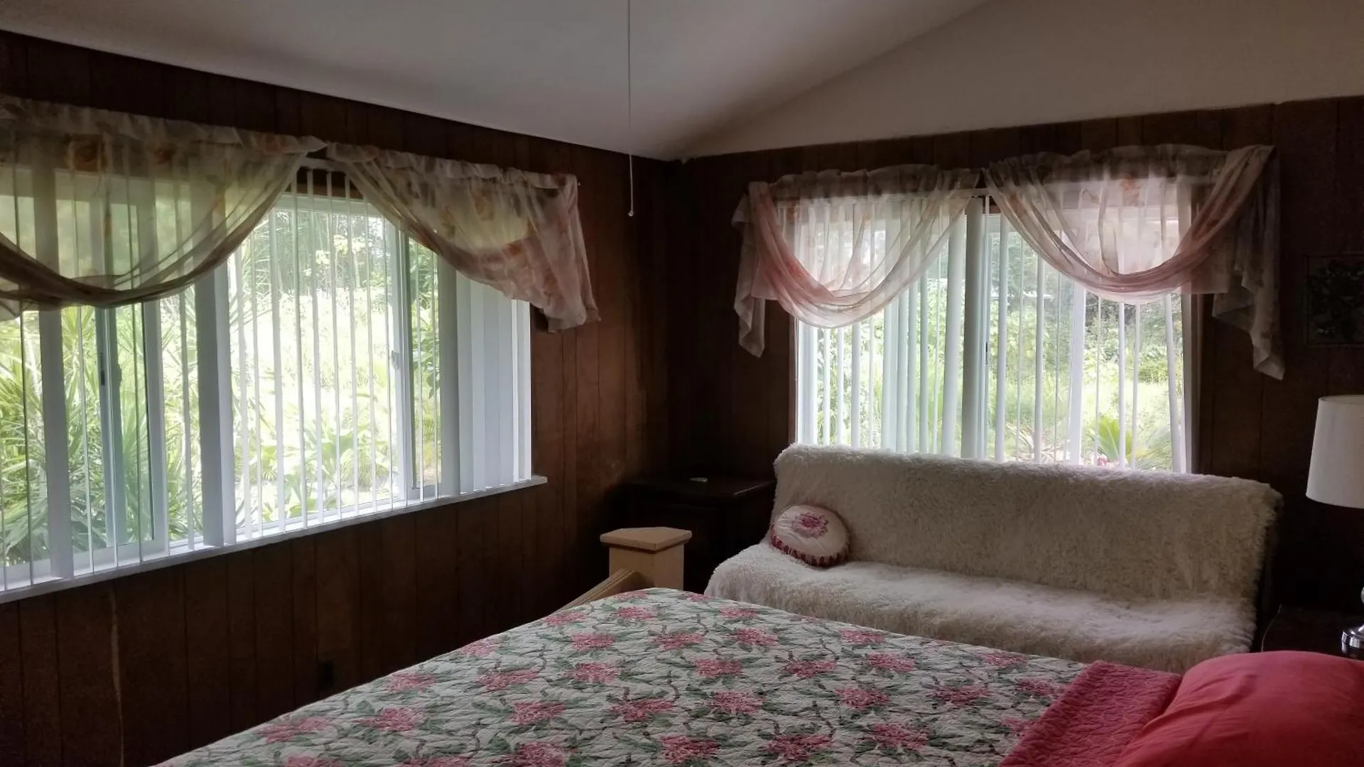 Holiday home 4 Bedroom 3 Batroom Home Keaau
