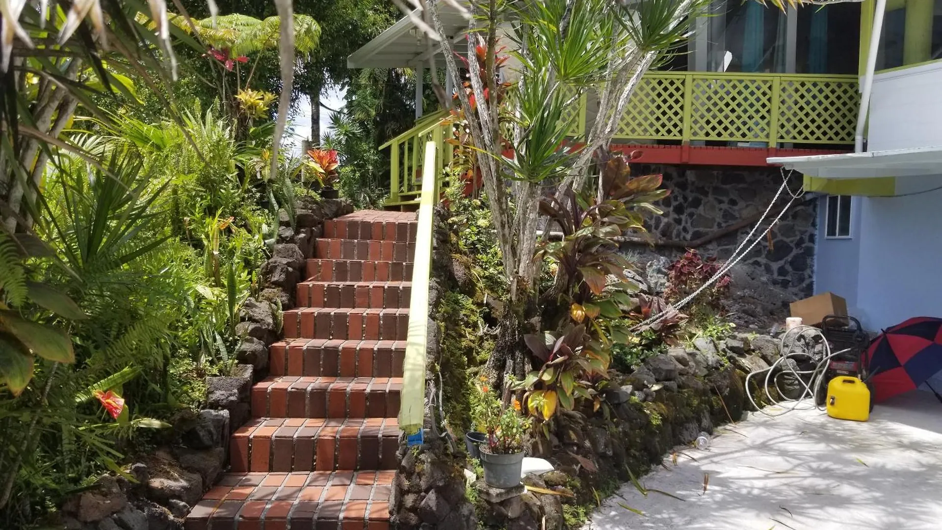 4 Bedroom 3 Batroom Home Keaau 0*,