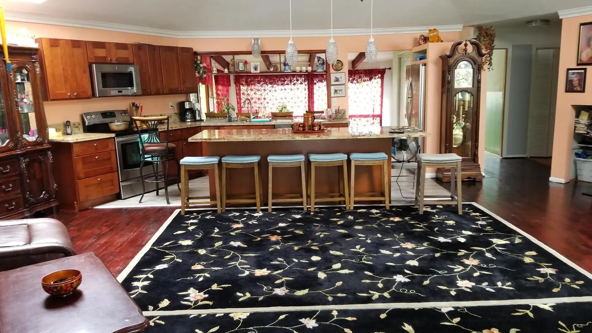 Holiday home 4 Bedroom 3 Batroom Home Keaau